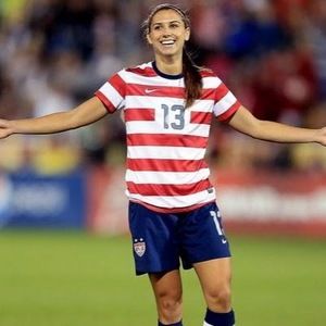 Meet your Posher, Mallory